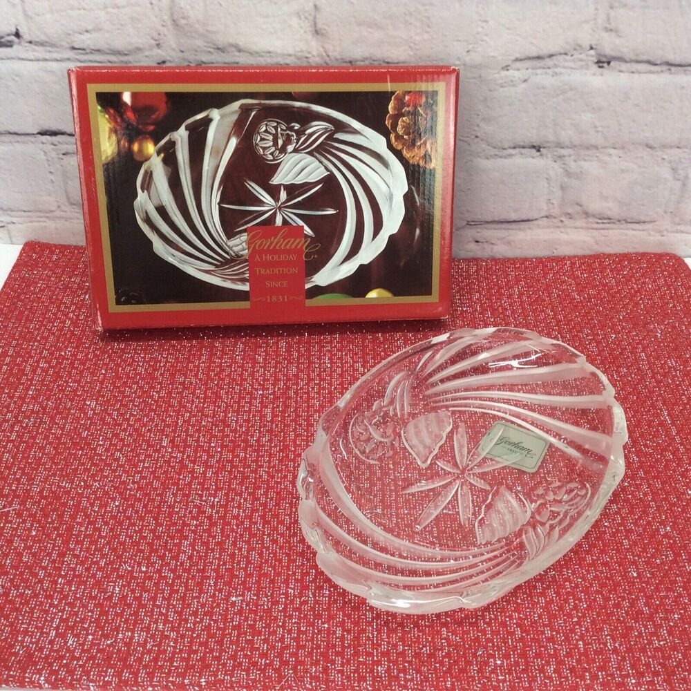 Gorham Frosted Crystal Oval Candy Dish "Angels Of Peace" Christmas Holiday 8.5"